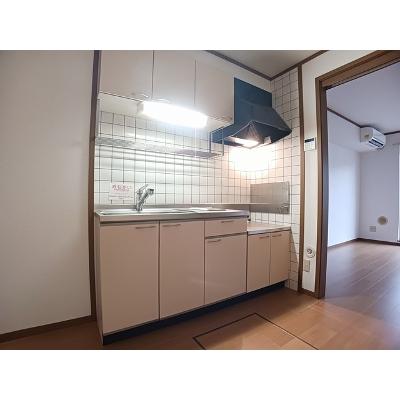 サンパティークⅢ 102【管理NO：1-011583303-01020】 ★家具家電は申し込み後に搬入しますの物件画像
