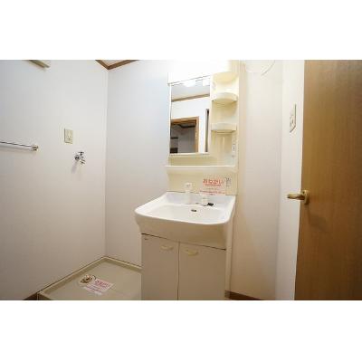 アメニティ 203【管理NO：1-011013101-02030】 ★家具家電は申し込み後に搬入します★の物件画像