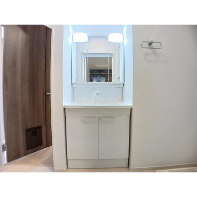 プリマベーラ 203【管理NO：1-028426601-02030】 ★家具家電は申し込み後に搬入します★の物件画像