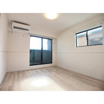 メゾンド・プチ・フルールⅩⅡ 205【管理NO：1-027673102-02050】 ★家具家電は申し込み後に搬入します★の物件画像