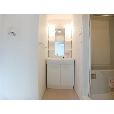 グラース　メゾン 102【管理NO：1-017781601-01020】 ★家具家電は申し込み後に搬入します★の物件画像