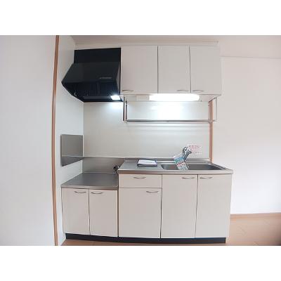 レイクサイド遠賀 201【管理NO：1-015072901-02010】 ★家具家電は申し込み後に搬入します★の物件画像