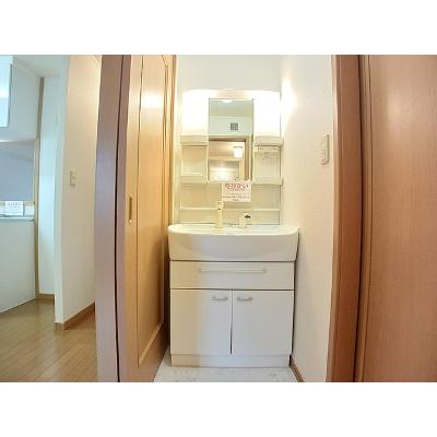 エスペランサ 102【管理NO：1-014098401-01020】 ★家具家電は申し込み後に搬入しますの物件画像