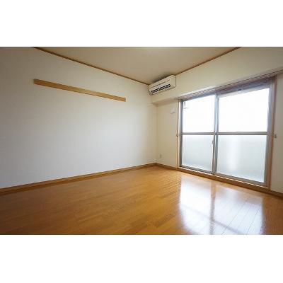 グランド・コスモ 805【管理NO：1-013784901-08040】 ★家具家電は申し込み後に搬入します★の物件画像