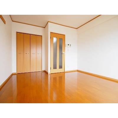 グランド・コスモ 603【管理NO：1-013784901-06030】 ★家具家電は申し込み後に搬入します★の物件画像