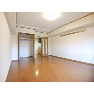 パークサイド 105【管理NO：1-013622501-01040】 ★家具家電は申し込み後に搬入します★の物件画像