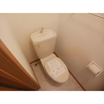 ファミーユ　Ｍ　Ｃ 205【管理NO：1-013612503-02040】 ★家具家電は申し込み後に搬入しますの物件画像