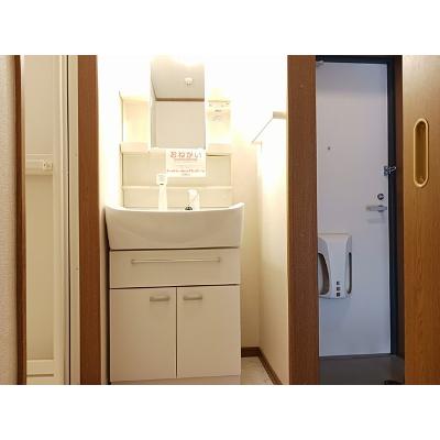 グリーンコートⅢ番館 208【管理NO：1-012612201-02070】 ★家具家電は申し込み後に搬入します★の物件画像
