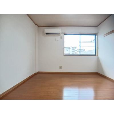 ベルカーサ日吉台 202【管理NO：1-012442301-02020】 ★家具家電は申し込み後に搬入します★の物件画像
