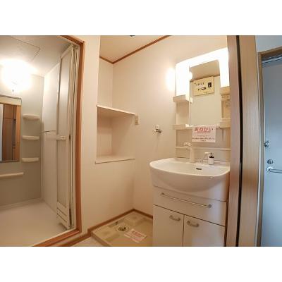 ベルカーサ日吉台 202【管理NO：1-012442301-02020】 ★家具家電は申し込み後に搬入します★の物件画像