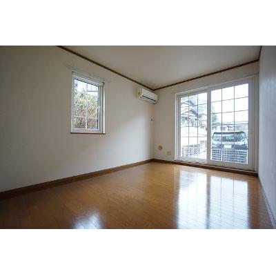 エヴァーグリーンＦ 101【管理NO：1-011706002-01010】 ★家具家電は申し込み後に搬入します★ ★2026年10月中旬入居可能★の物件画像