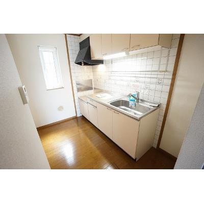 ヴァン・ティ・アン中の原Ｃ 101【管理NO：1-010975401-01010】 ★家具家電は申し込み後に搬入します★の物件画像
