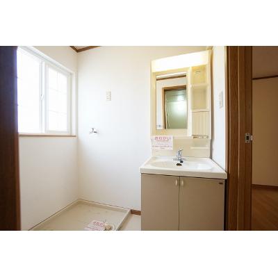 メゾン　アヴニール 103【管理NO：1-009332601-01030】 ★家具家電は申し込み後に搬入します★の物件画像