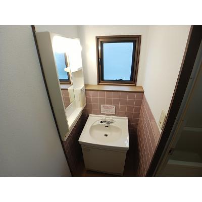 天野ビル 301【管理NO：1-001689001-03010】 ★家具家電は申し込み後に搬入します★の物件画像