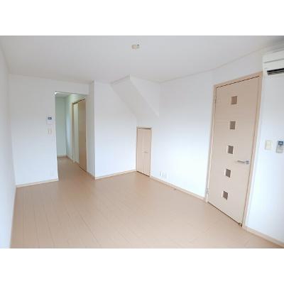 グローヴ・ヒルズ 102【管理NO：1-015915001-01020】 ★家具家電は申し込み後に搬入します★の物件画像