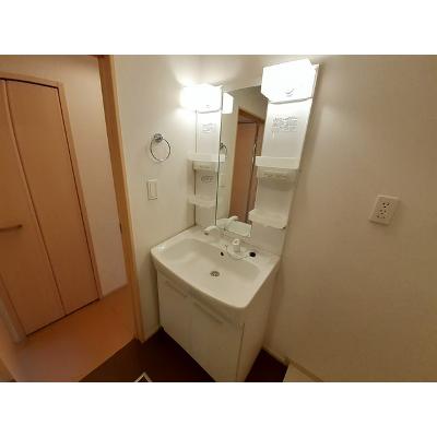 ソレイユ伊川Ⅱ 203【管理NO：1-018613602-02030】 ★家具家電は申し込み後に搬入します★の物件画像