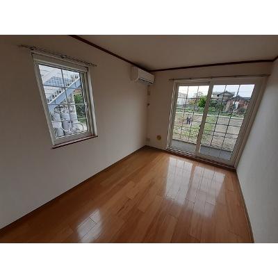 フル・ムーン 101【管理NO：1-011425701-01010】 ★家具家電は申し込み後に搬入します★の物件画像