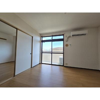 リジエール貴舟Ⅱ 203【管理NO：1-007467702-02030】 ★家具家電は申し込み後に搬入しますの物件画像