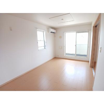 オパール　Ⅲ番館 202【管理NO：1-015873503-02020】 ★家具家電は申し込み後に搬入します★の物件画像