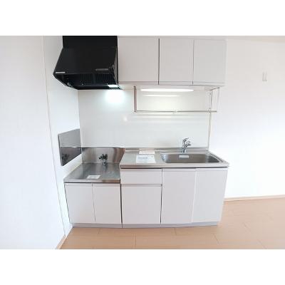 オパール　Ⅲ番館 202【管理NO：1-015873503-02020】 ★家具家電は申し込み後に搬入します★の物件画像