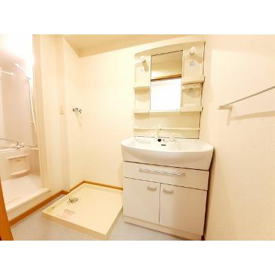 シャン・イリーデＢ 102【管理NO：1-014407402-01020】 ★家具家電は申し込み後に搬入します★の物件画像