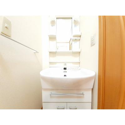 ラフィーネＢ 103【管理NO：1-013338202-01030】 ★家具家電は申し込み後に搬入します★の物件画像