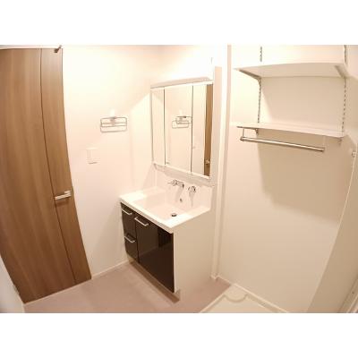 アゼリア池上 105【管理NO：1-027727201-01050】 ★家具家電は申し込み後に搬入します★の物件画像