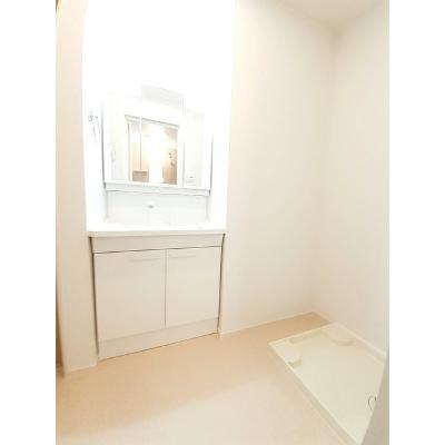 ツインスフィア　Ⅰ 103【管理NO：1-025680601-01030】 ★家具家電は申し込み後に搬入します★の物件画像