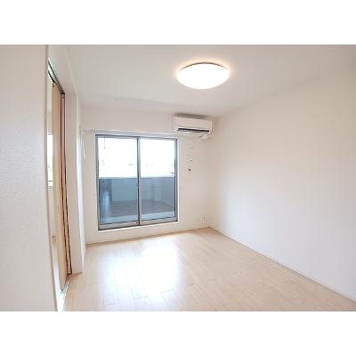 ヴィラ　クレマチス 203【管理NO：1-024790801-02030】 ★家具家電は申し込み後に搬入します★の物件画像