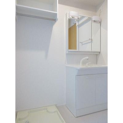 シュクル　Ⅰ 102【管理NO：1-023947401-01020】 ★家具家電は申し込み後に搬入します★の物件画像