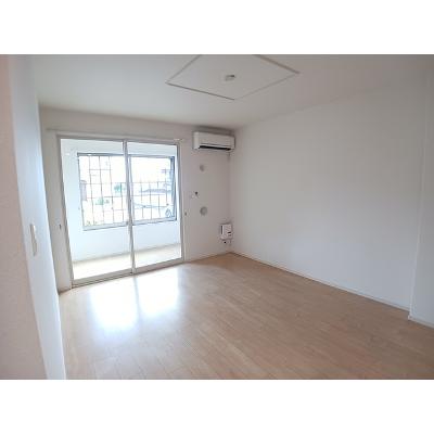 ラ・ヴィータ壱番館 102【管理NO：1-021507001-01020】 ★家具家電は申し込み後に搬入します★の物件画像