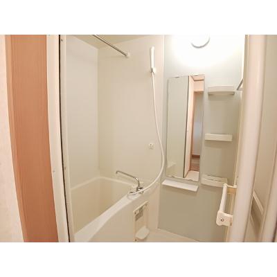 薫風館 202【管理NO：1-013239201-02020】 ★家具家電は申し込み後に搬入します★の物件画像