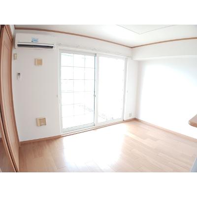 リジェール・８ 102【管理NO：1-012438903-01020】 ★家具家電は申し込み後に搬入します★の物件画像