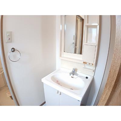 ロ－タスビレジ二番館 104【管理NO：1-009376102-01040】 ★家具家電は申し込み後に搬入します★の物件画像