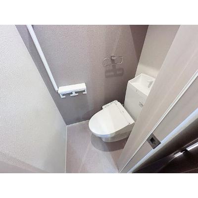 リシェス　Ｅ 103【管理NO：1-025806901-01030】 ★家具家電は申し込み後に搬入します★の物件画像