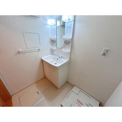 トゥルー 204【管理NO：1-019448101-02040】 ★家具家電は申し込み後に搬入しますの物件画像