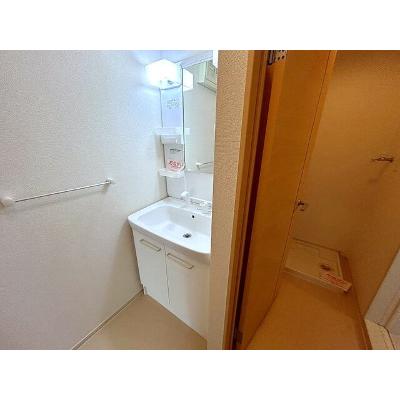 プリムラ 201【管理NO：1-019221202-02010】 ★家具家電は申し込み後に搬入します★の物件画像