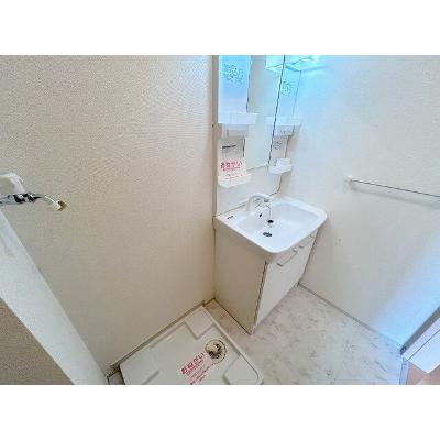 マーベラスⅢ 102【管理NO：1-018865803-01020】 ★家具家電は申し込み後に搬入しますの物件画像