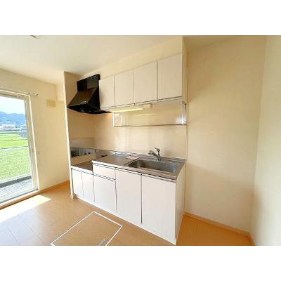 フィオーレ 101【管理NO：1-016415101-01010】 ★家具家電は申し込み後に搬入します★の物件画像