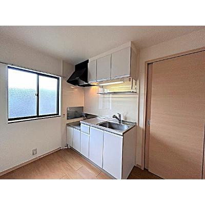 パロス壱番館 102【管理NO：1-007055701-01020】 ★家具家電は申し込み後に搬入しますの物件画像