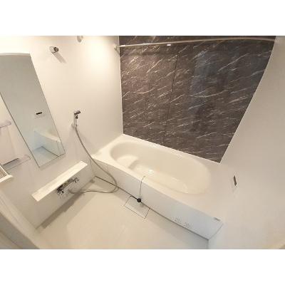 プロムナードメゾン参番館　Ｅ 103【管理NO：1-027415901-01030】 ★家具家電は申し込み後に搬入します★の物件画像
