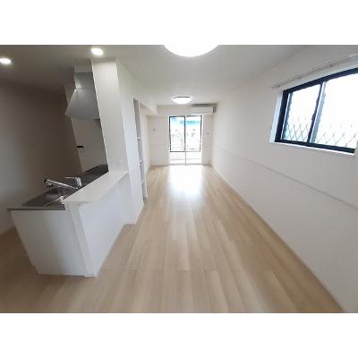 アインツ　ブラック 101【管理NO：1-026731702-01010】 ★家具家電は申し込み後に搬入します★の物件画像