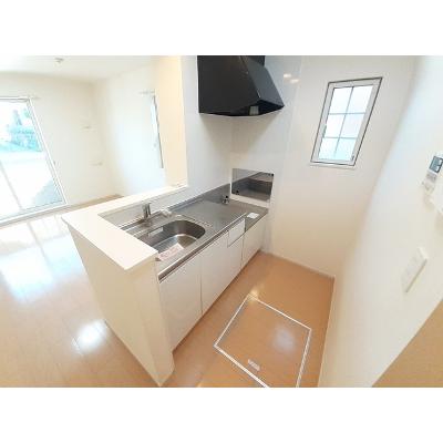 ソレアード　Ⅴ 102【管理NO：1-020191901-01020】 ★家具家電は申し込み後に搬入します★の物件画像