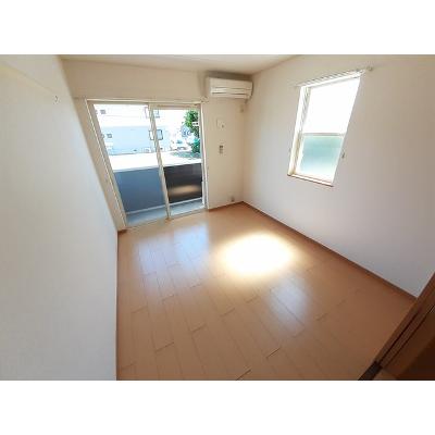 フィオーレビラ 101【管理NO：1-014996701-01010】 2026年07月下旬入居可能の物件画像