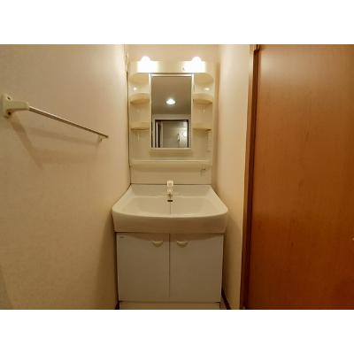 オーシャンビラ 203【管理NO：1-010980901-02030】 ★家具家電は申し込み後に搬入します★の物件画像