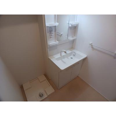 エクセデール　Ⅱ 102【管理NO：1-023463502-01020】 ★家具家電は申し込み後に搬入します★の物件画像