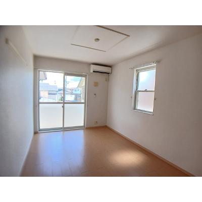 エクセレント 103【管理NO：1-015629901-01030】 ★家具家電は申し込み後に搬入します★の物件画像