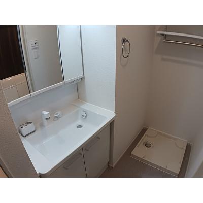 ウッドスクエアⅢ　Ａ棟 203【管理NO：1-027887801-02030】 ★家具家電は申し込み後に搬入します★の物件画像