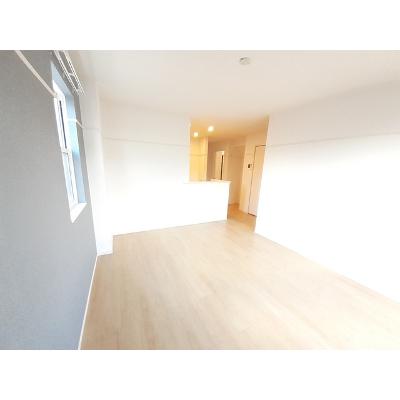 エスペランサ 101【管理NO：1-023872801-01010】 ★家具家電は申し込み後に搬入します★の物件画像