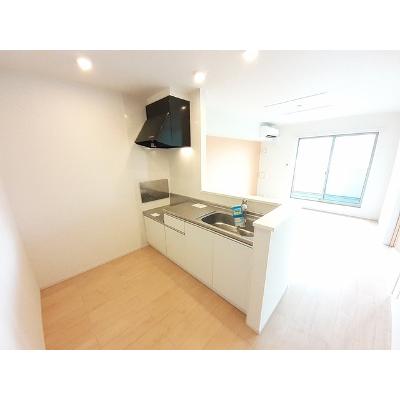 カーサ　フェリーチェ　Ⅰ 202【管理NO：1-022311501-02020】 ★家具家電は申し込み後に搬入します★の物件画像
